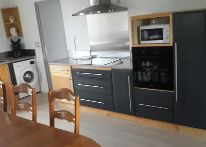 Casa de Férias De La Poilane - Maison Avec Piscine & Vue Sur Vignes, Proche Angers